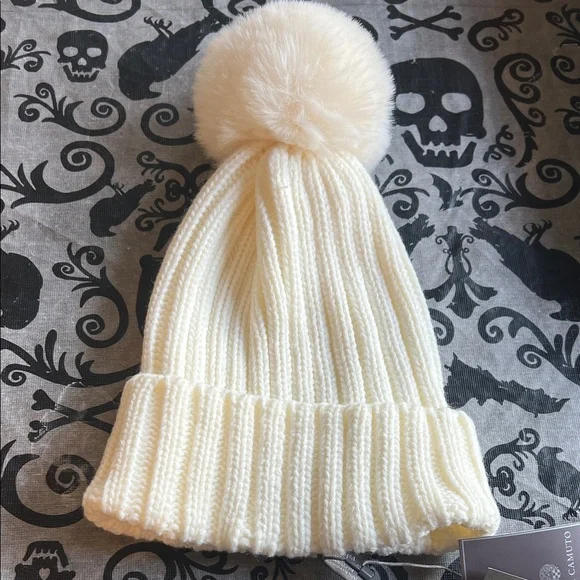 4/$20 NWT Vince Camuto Cream Knit Pom-Pom Hat - Picture 2 of 3